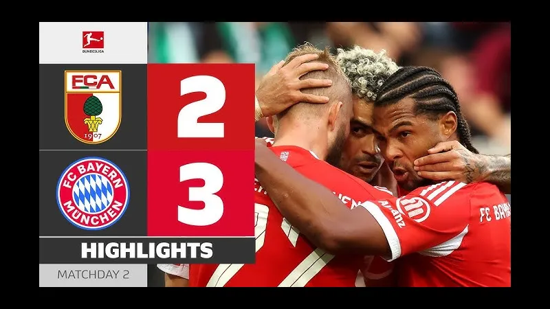 Cầu thủ Bayern Munich và Augsburg cạnh tranh gay gắt trên sân Cầu thủ Bayern Munich và Augsburg cạnh tranh gay gắt trên sân